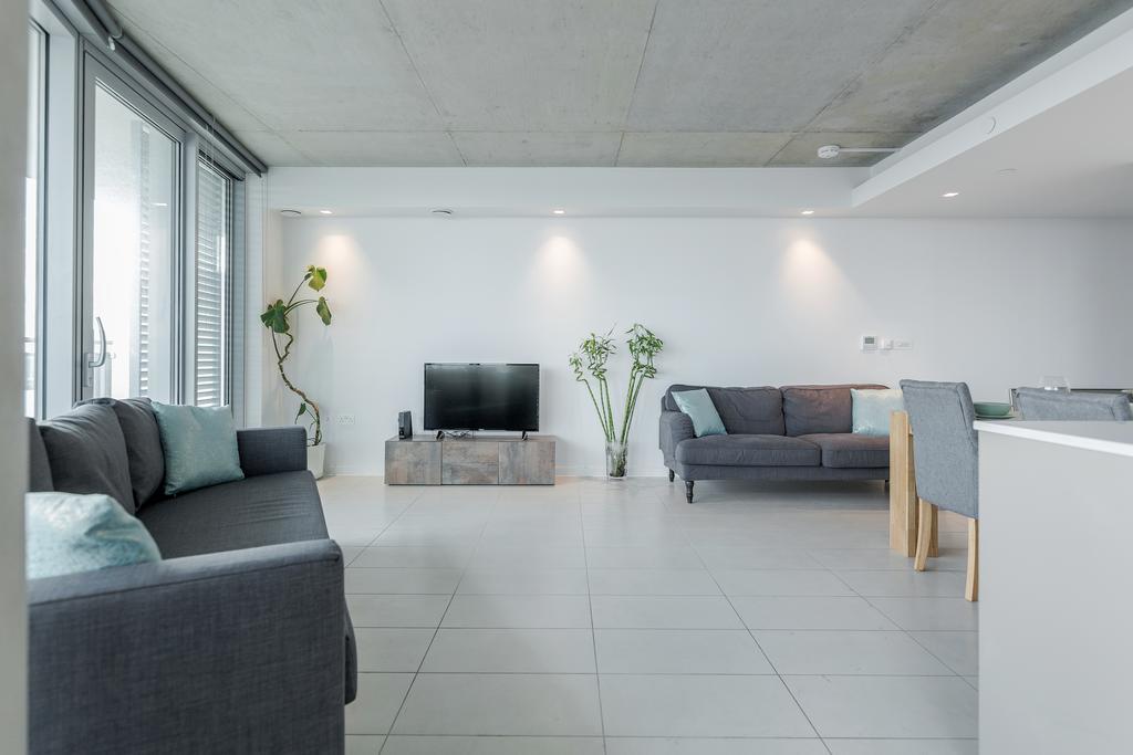 Royal Docks Penthouse Apartment ลอนดอน ภายนอก รูปภาพ