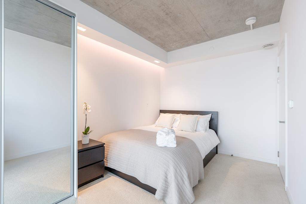 Royal Docks Penthouse Apartment ลอนดอน ภายนอก รูปภาพ